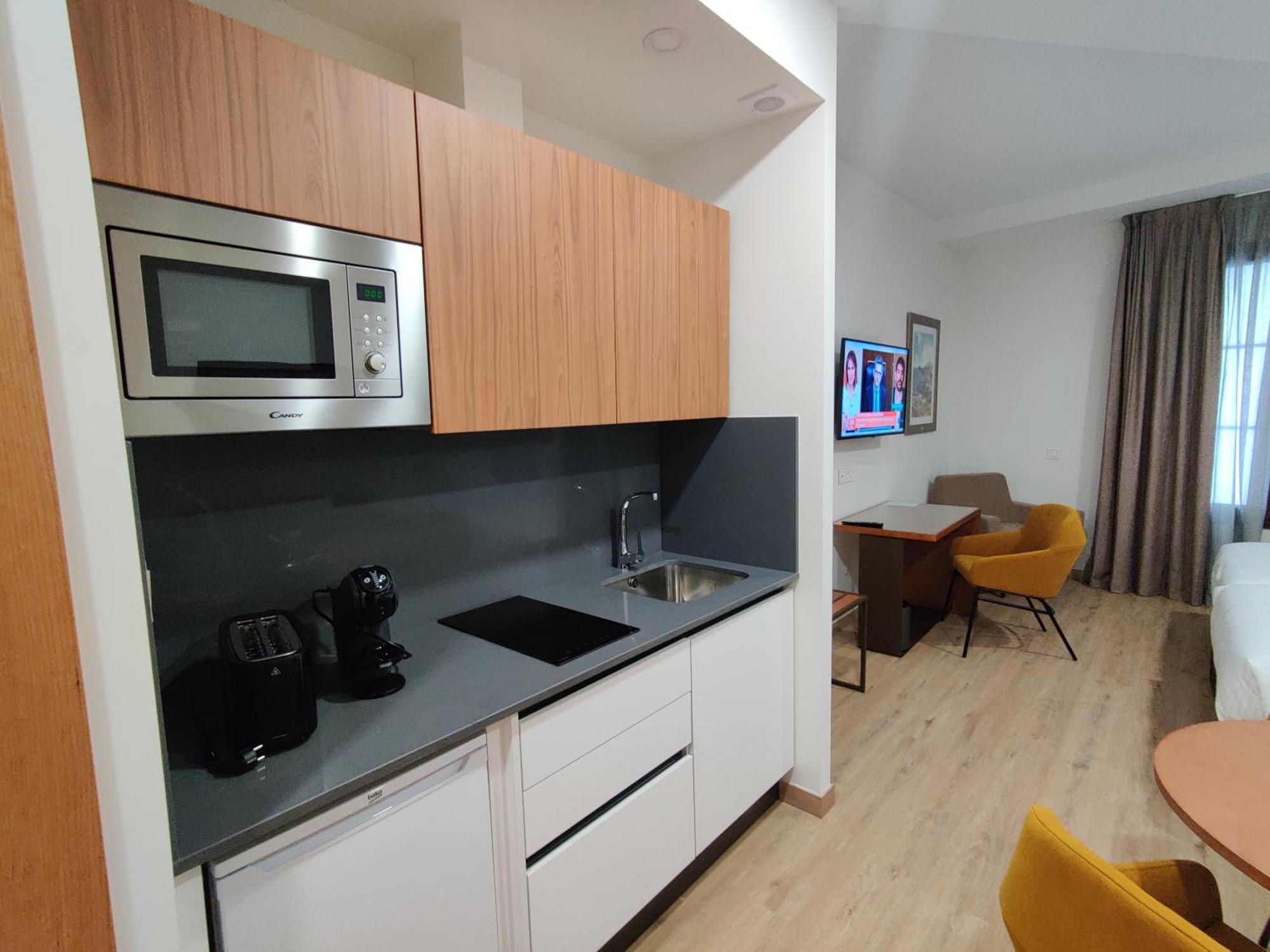 Torreluz Suites อัลเมรีอา ภายนอก รูปภาพ