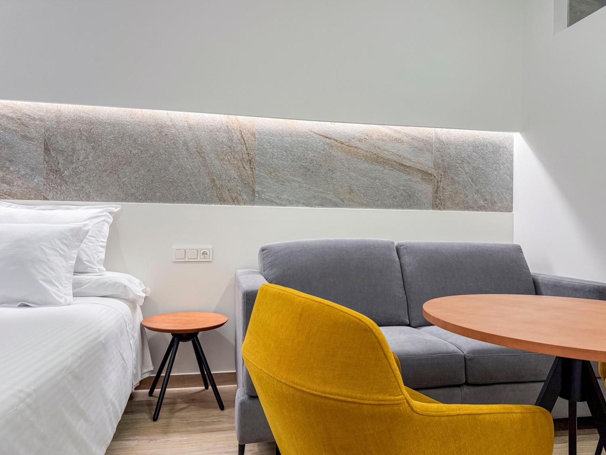 Torreluz Suites อัลเมรีอา ภายนอก รูปภาพ