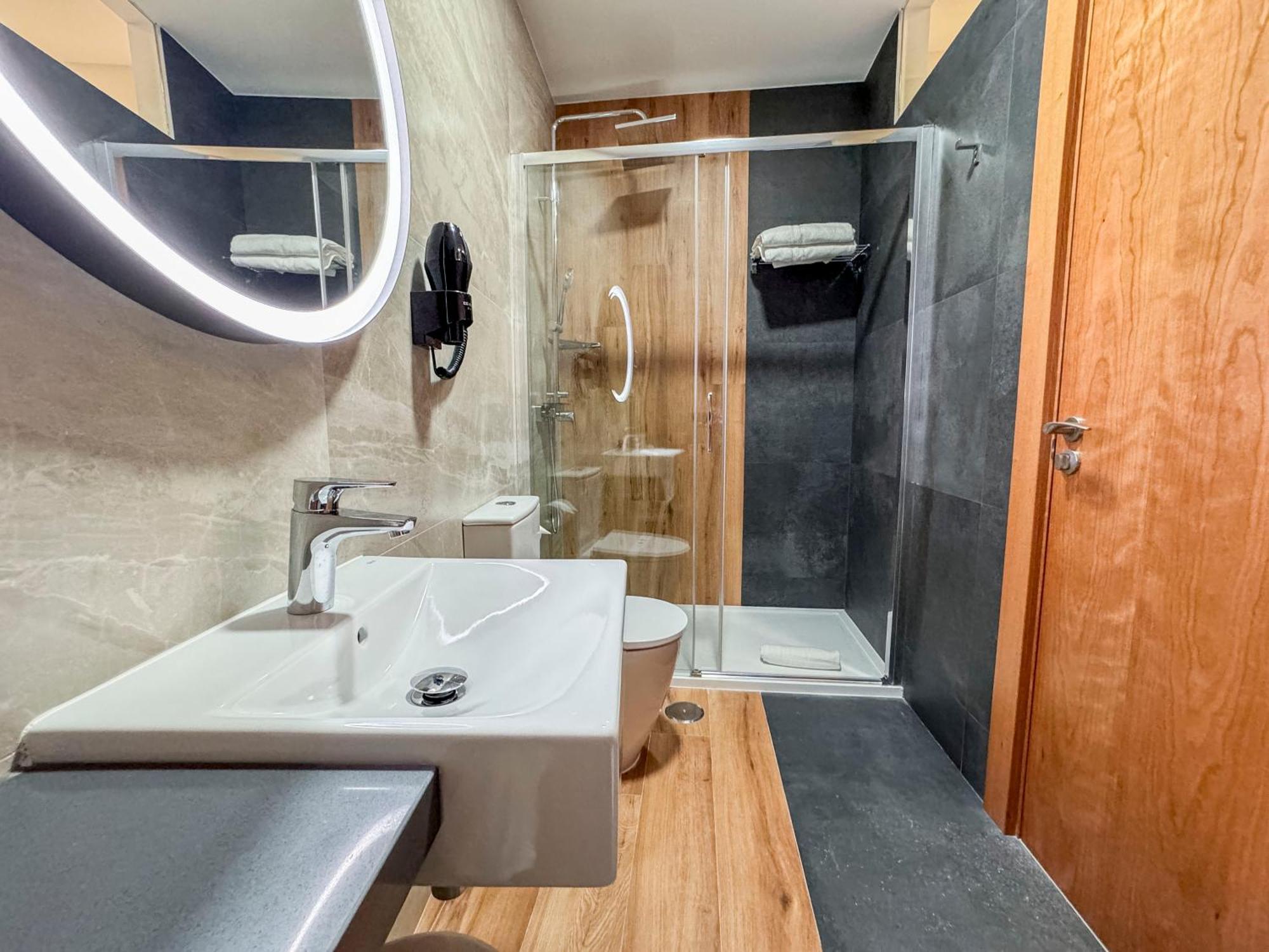 Torreluz Suites อัลเมรีอา ภายนอก รูปภาพ